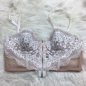 Victoria’s Secret very sexy Long Line Demi